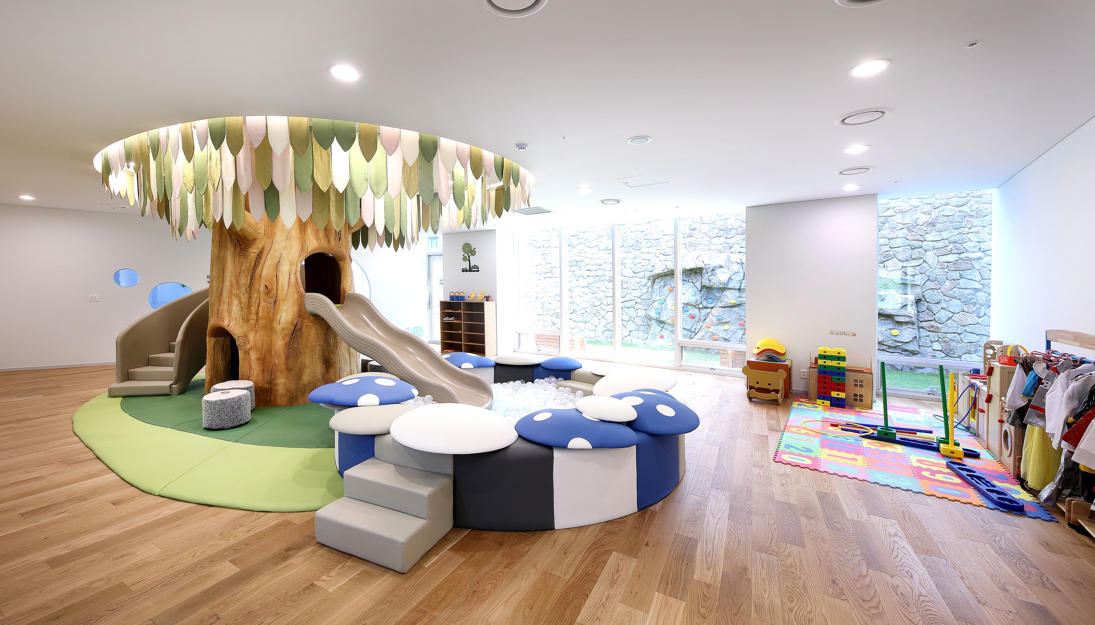 children’s play area – indoor