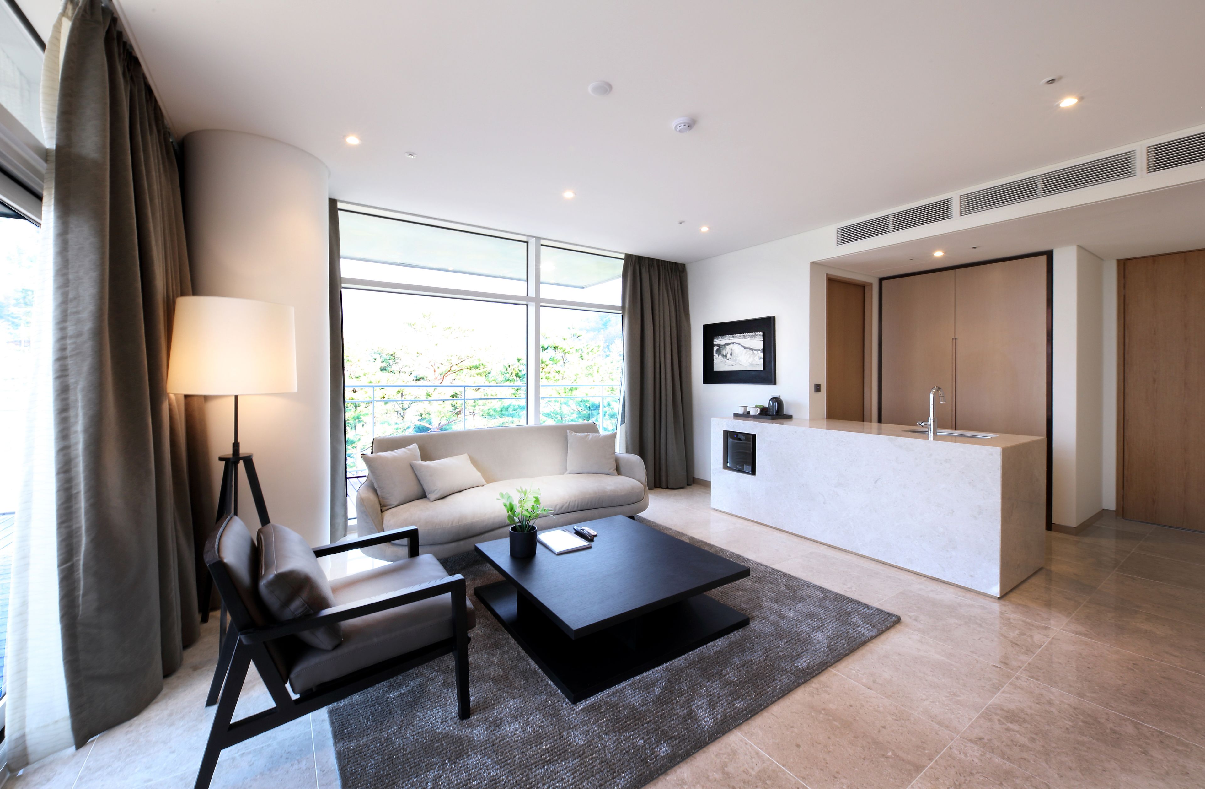 midas corner suite | living area | 43-inch led tv with satellite channels, tv