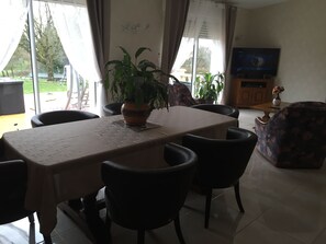 Essbereich im Zimmer