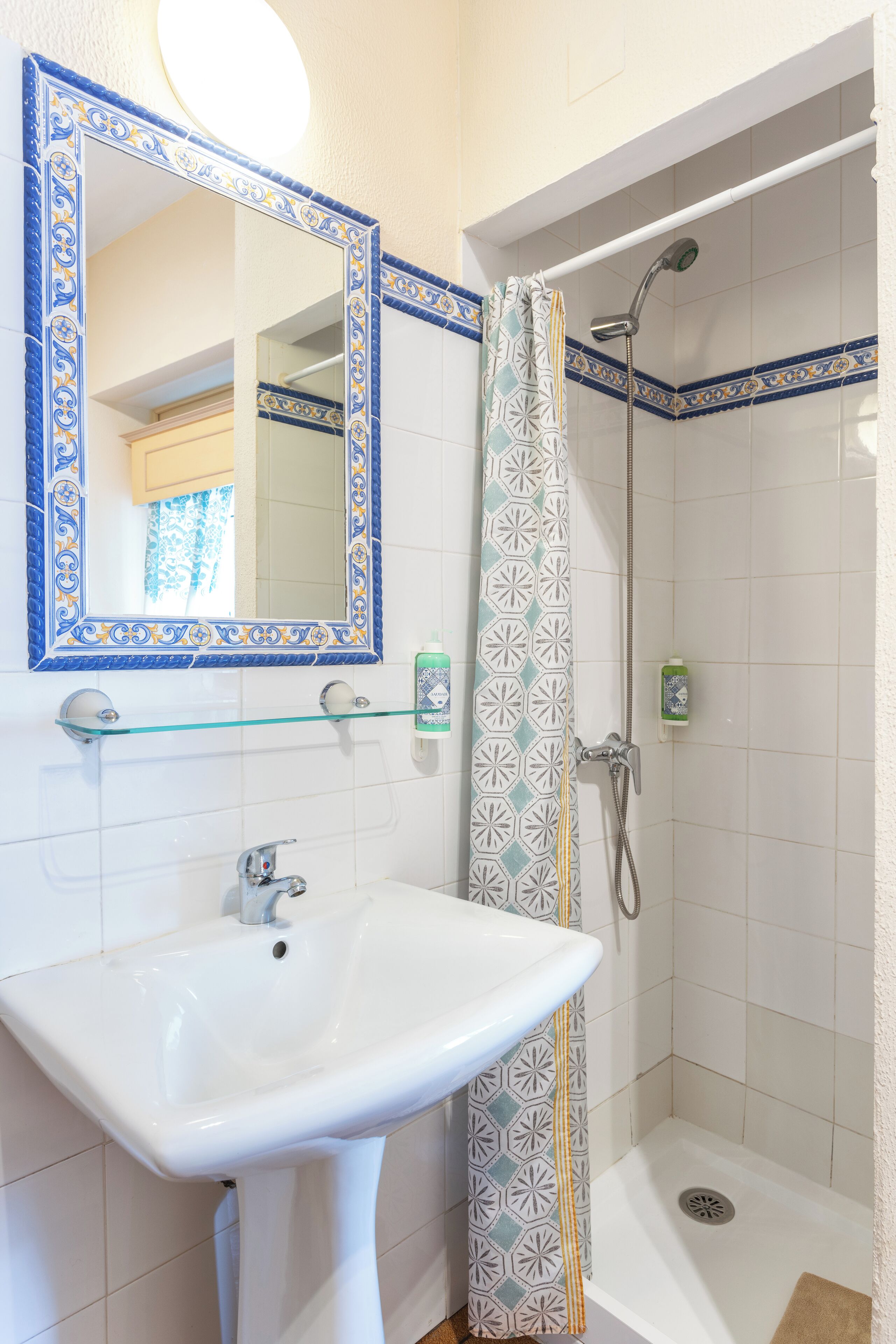 Foto - AL - Alojamento Local Pension Bicuar