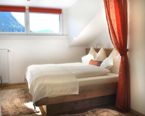 Comfort Studio, 2 Bedrooms, Mountain View (plus cleaning fee 40 EUR) | Premium bedding, blackout curtains, soundproofing, free cots/infant beds