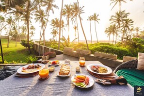 Petit déjeuner continental (5 USD par personne)