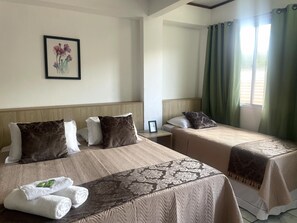 Camera Premium | Minibar, ferro/asse da stiro, Wi-Fi gratuito, lenzuola