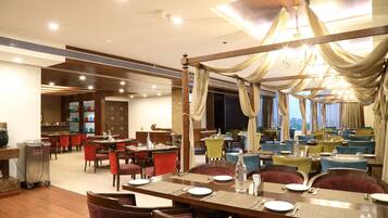 Free daily full breakfast