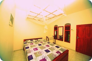 Standard-Doppelzimmer, Gartenblick