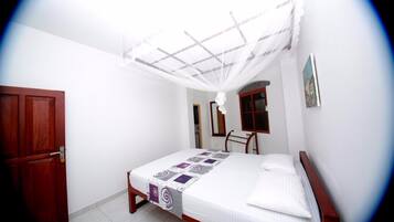 Desk, iron/ironing board, free WiFi, bed sheets