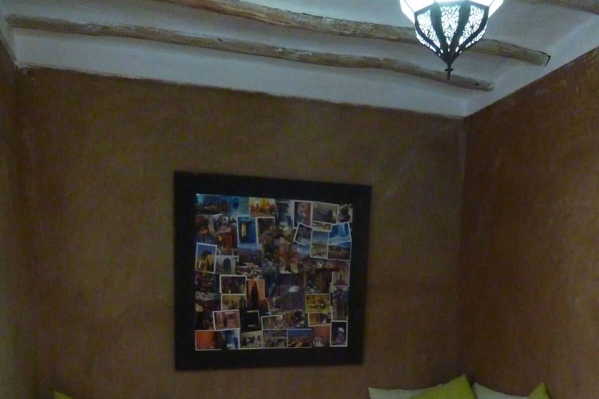 Dört Kişilik Oda (Taupe et Ficelle 2) | Kaliteli yatak takımı, ayrı ayrı dekore edilmiş, ayrı ayrı döşenmiş