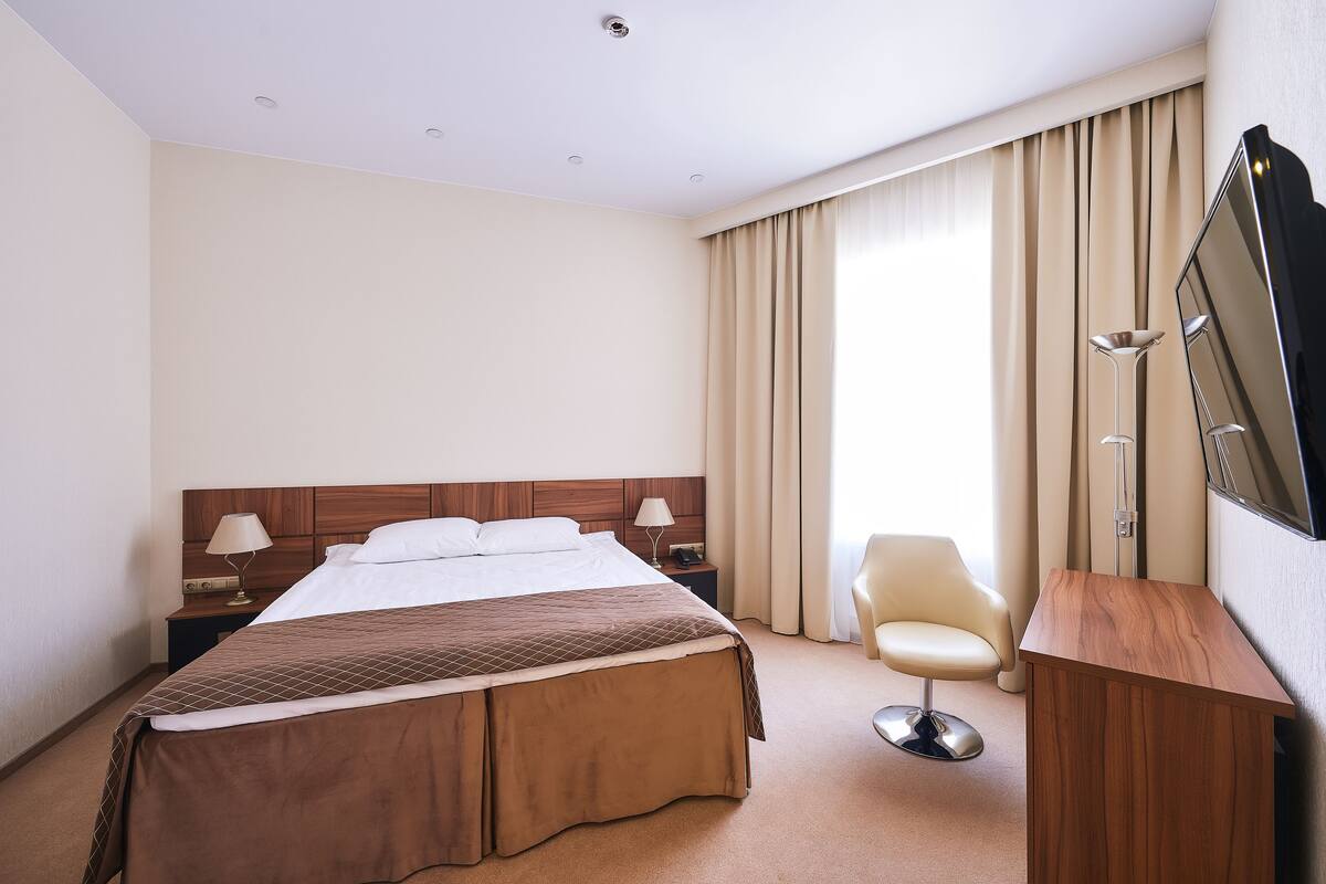 In-room safe, desk, blackout curtains, soundproofing