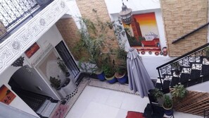 Courtyard - Dar Boutouil (Marrakech)
