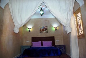 Een strijkplank/strijkijzer, gratis babybedden, extra bedden (toeslag)