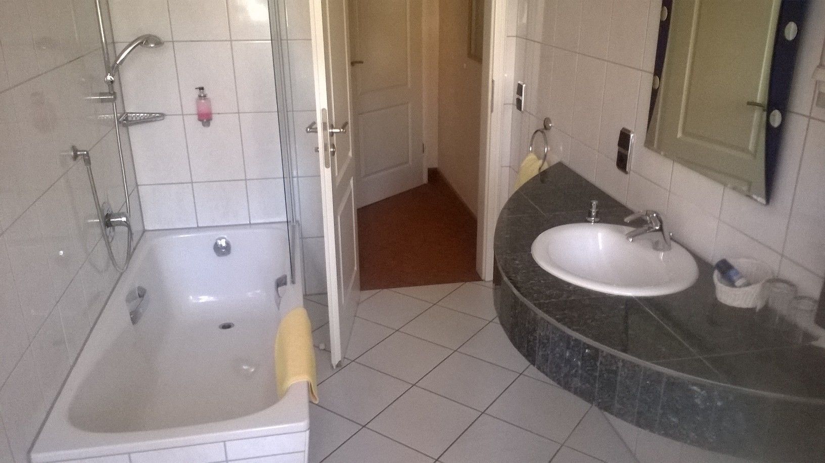 classic double room | bathroom | free toiletries, hair dryer, towels