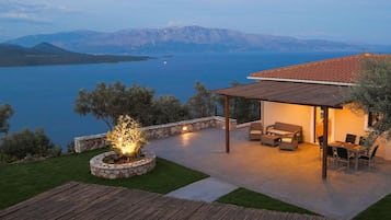 Villa Deluxe | Terraza o patio