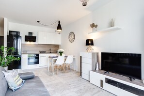 Apartemen (Nave) | Area keluarga | TV layar datar