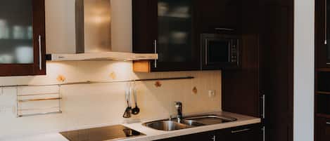 Appartamento, 2 camere da letto | Angolo cottura privato | Frigorifero, microonde, forno, piano cottura