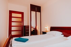 1 غرفة نوم ومكواة/لوح كي وأسرّة أطفال/رضّع وأسرّة قابلة للطي