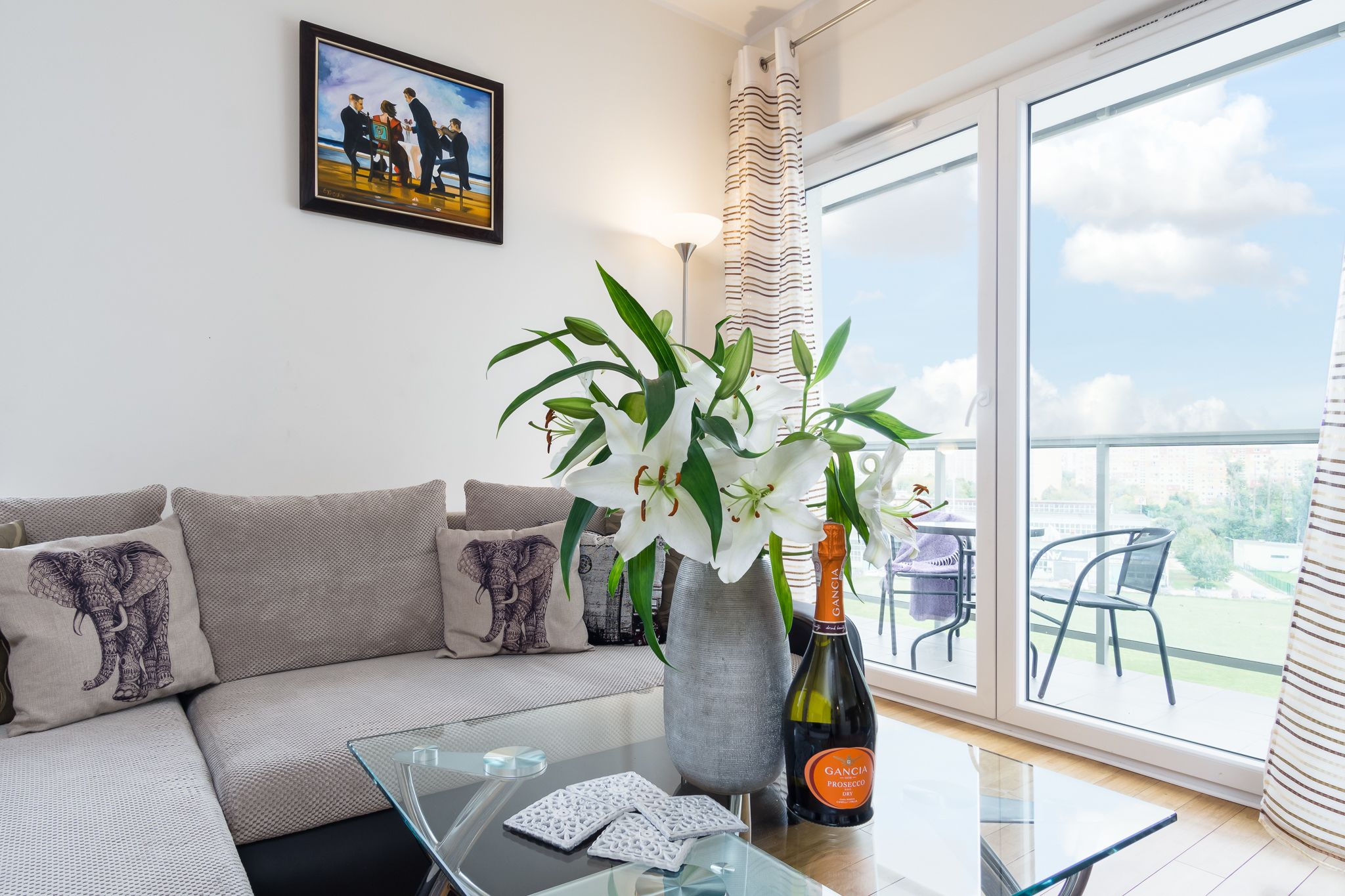 Apartment, 1 Bedroom | Living room | Flat-screen TV