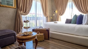 Suite familiar
