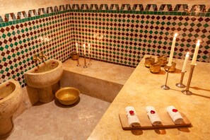 Body treatments, body wraps, body scrubs, facials, 1 treatment room - Dar Al Walidine (Marrakech)