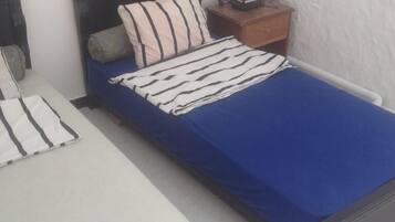Apartment, 2 Bedrooms | 2 bedrooms, iron/ironing board, free cribs/infant beds