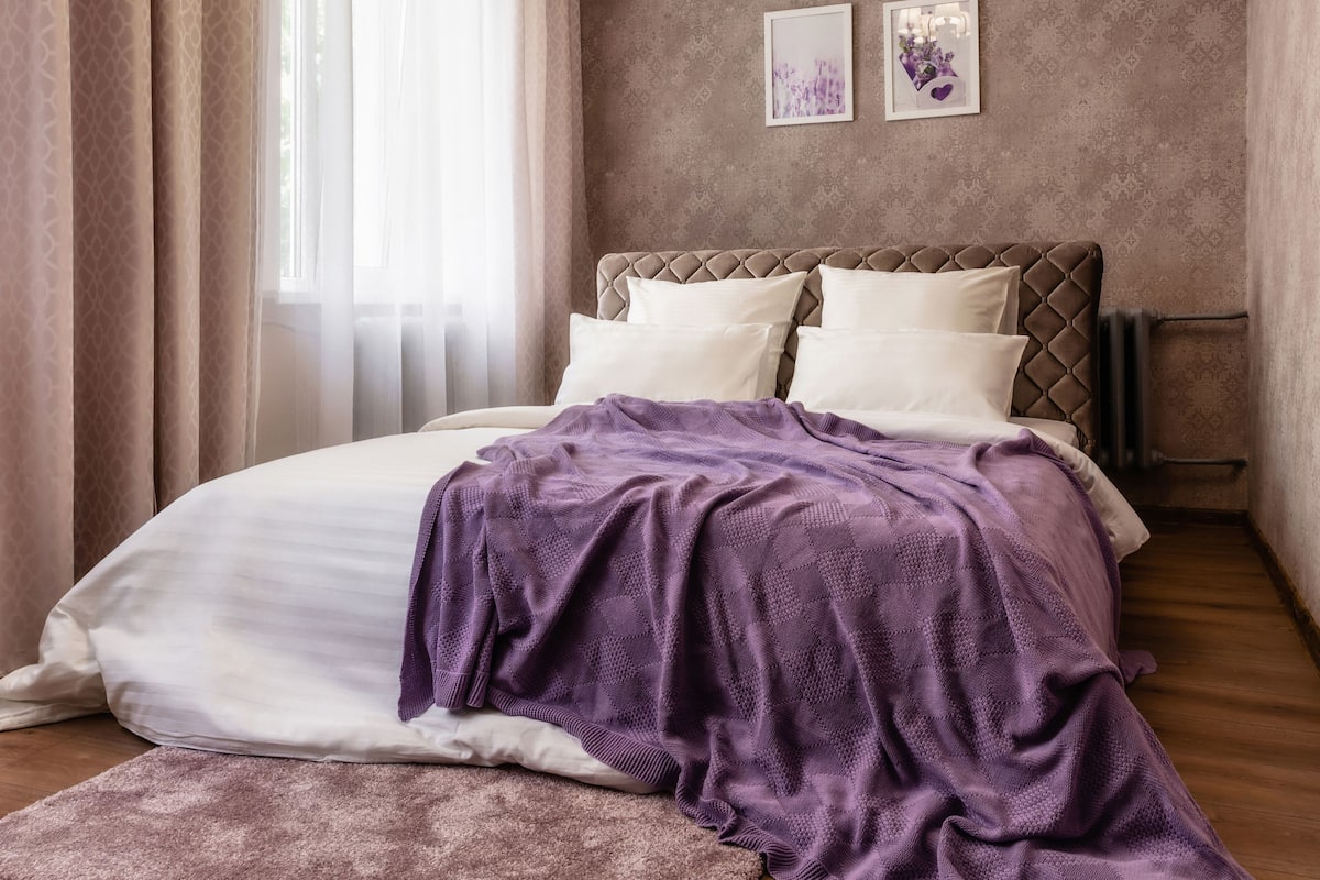 Apartments on Gogolya, 39 | Premium bedding, iron/ironing board, free WiFi, bed sheets