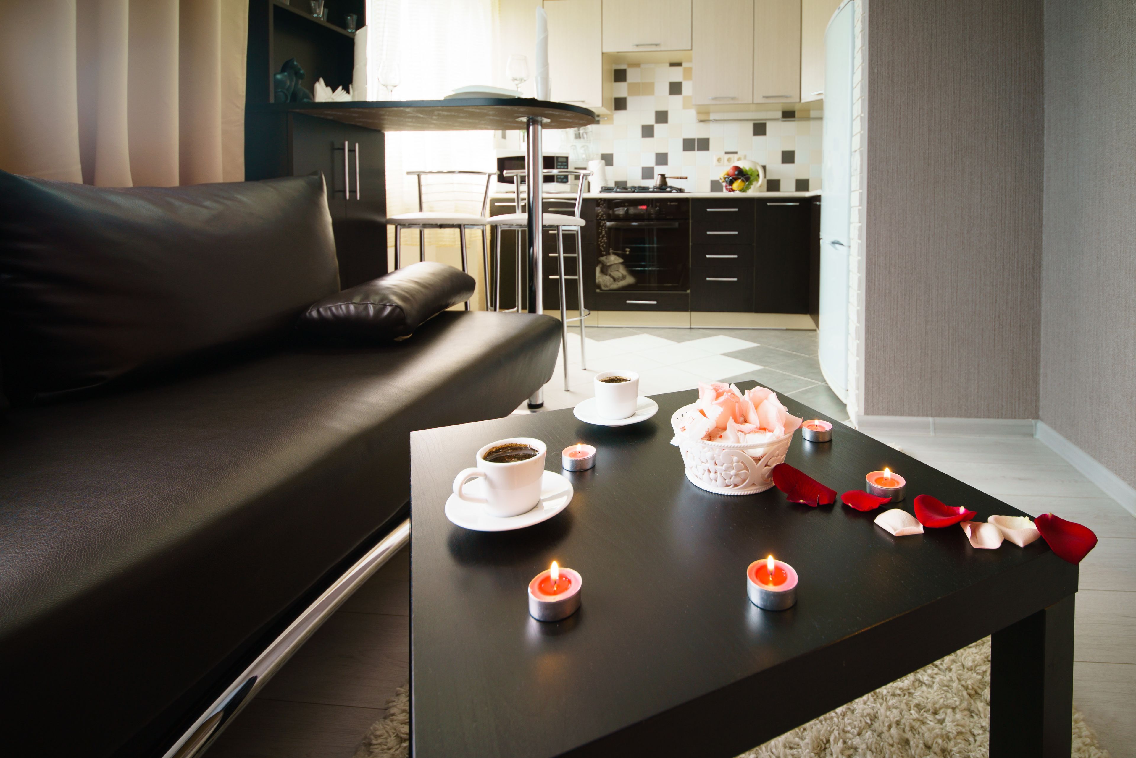 Appartamento (Gorkogo 34) | Cucina privata | Frigorifero, microonde, piano cottura, macchina per tè/caffè