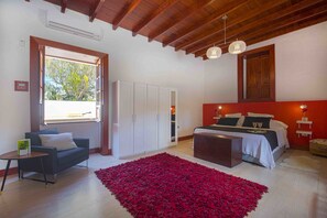 Junior Suite | Down duvets, individually decorated, individually furnished - Delmás Hotel Emblemático (Haria)