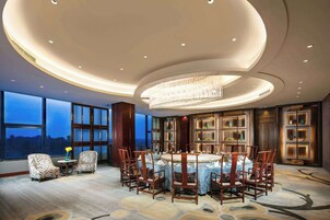 Breakfast, lunch, dinner served; Asian cuisine 