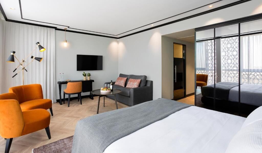 Photo - Jacob Bat Sheva Jerusalem