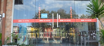 OYO 89715 CK Hotel