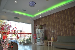 Lobby - OYO 89715 CK Hotel (Lumut)
