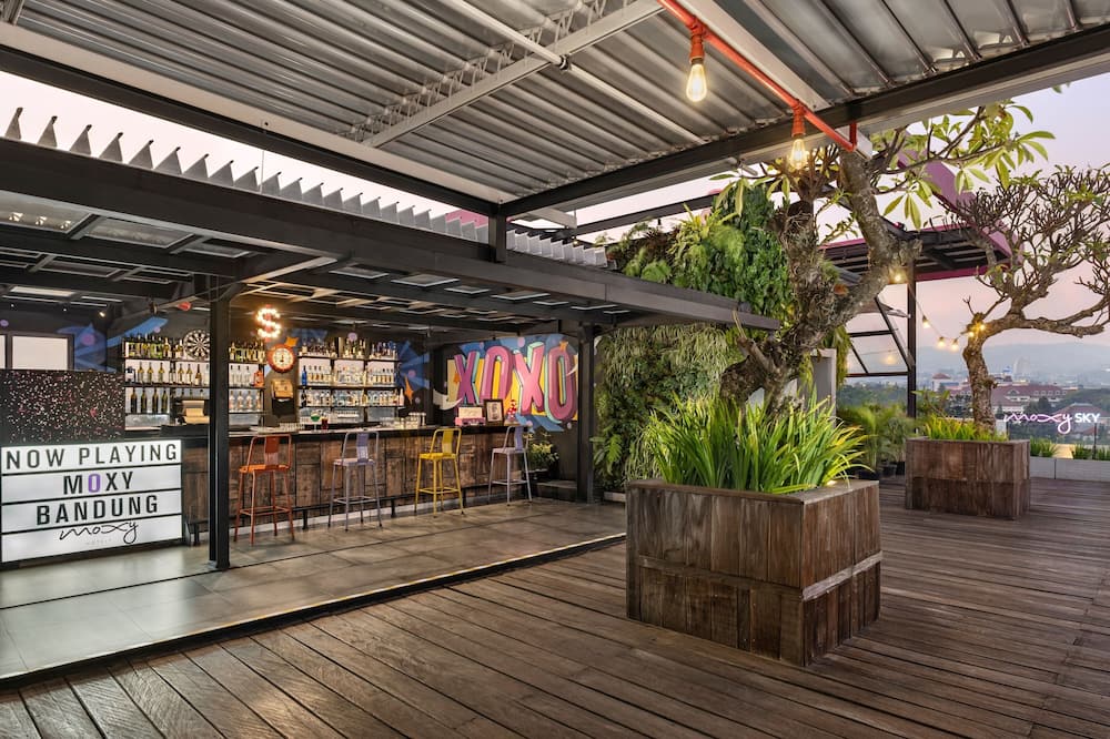 Moxy Bandung