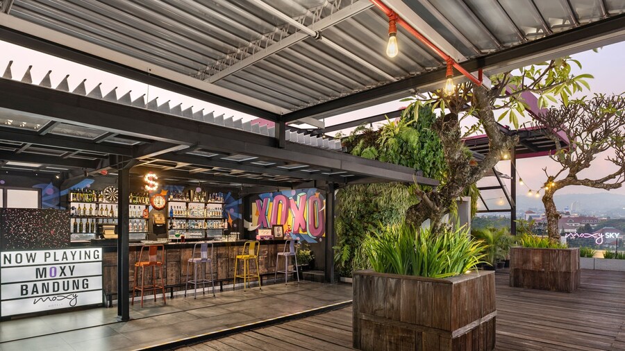 Moxy Bandung