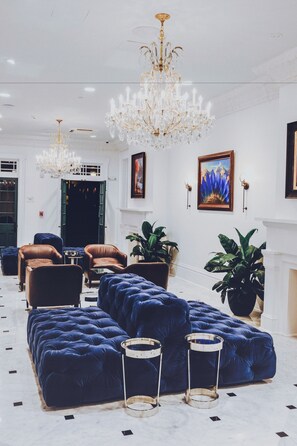 Khu tiếp khách ở sảnh