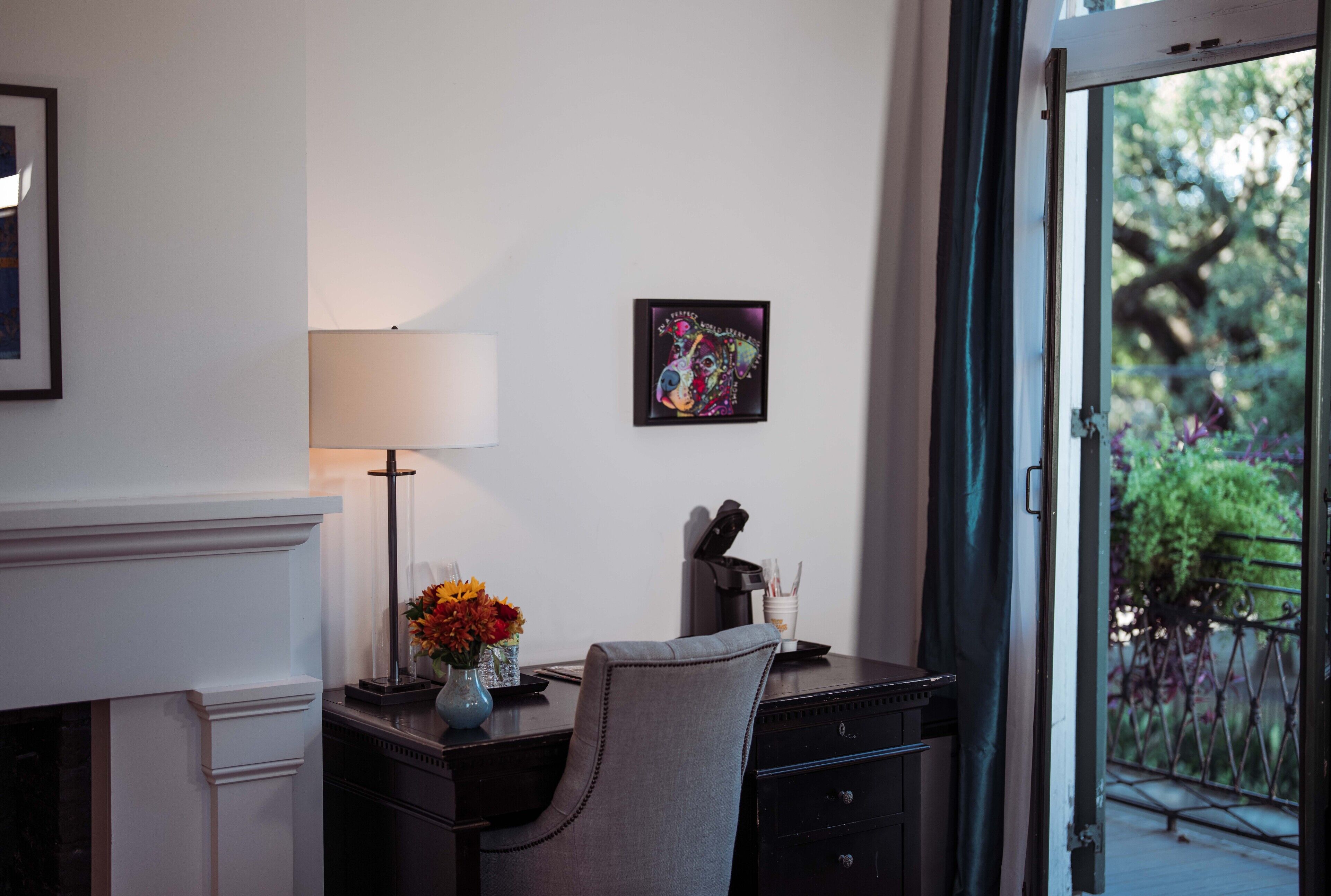 frenchmen king (balcony access) | balcony view