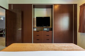 Deluxe-huoneisto, 2 makuuhuonetta, keittotila, puutarha-alue | 3 makuuhuonetta, tallelokero huoneessa, yksilöllisesti sisustettu