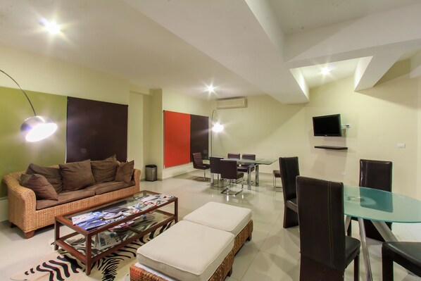 Apartment, Multiple Beds, Garden View (Sabbia 2104 - 3 bedrooms all-in suite) | Interior detail - Sabbia by Playa Moments (Playa del Carmen)