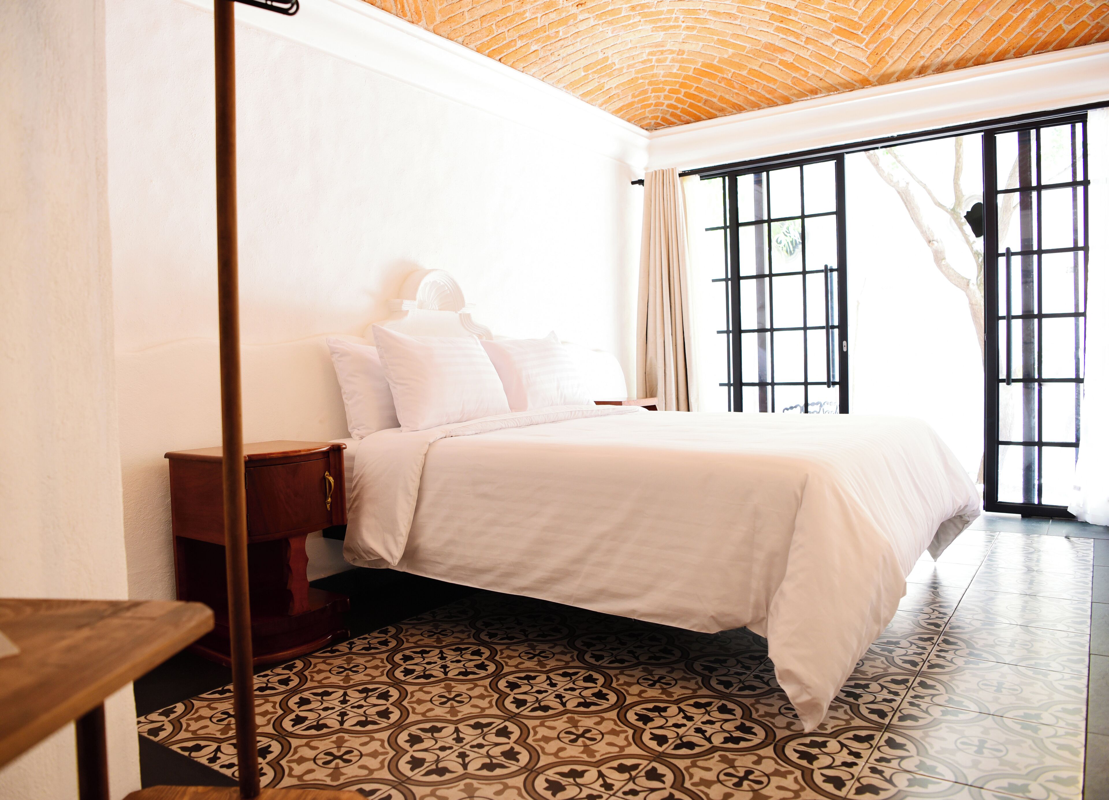 Premium bedding, individually decorated, iron/ironing board, bed sheets