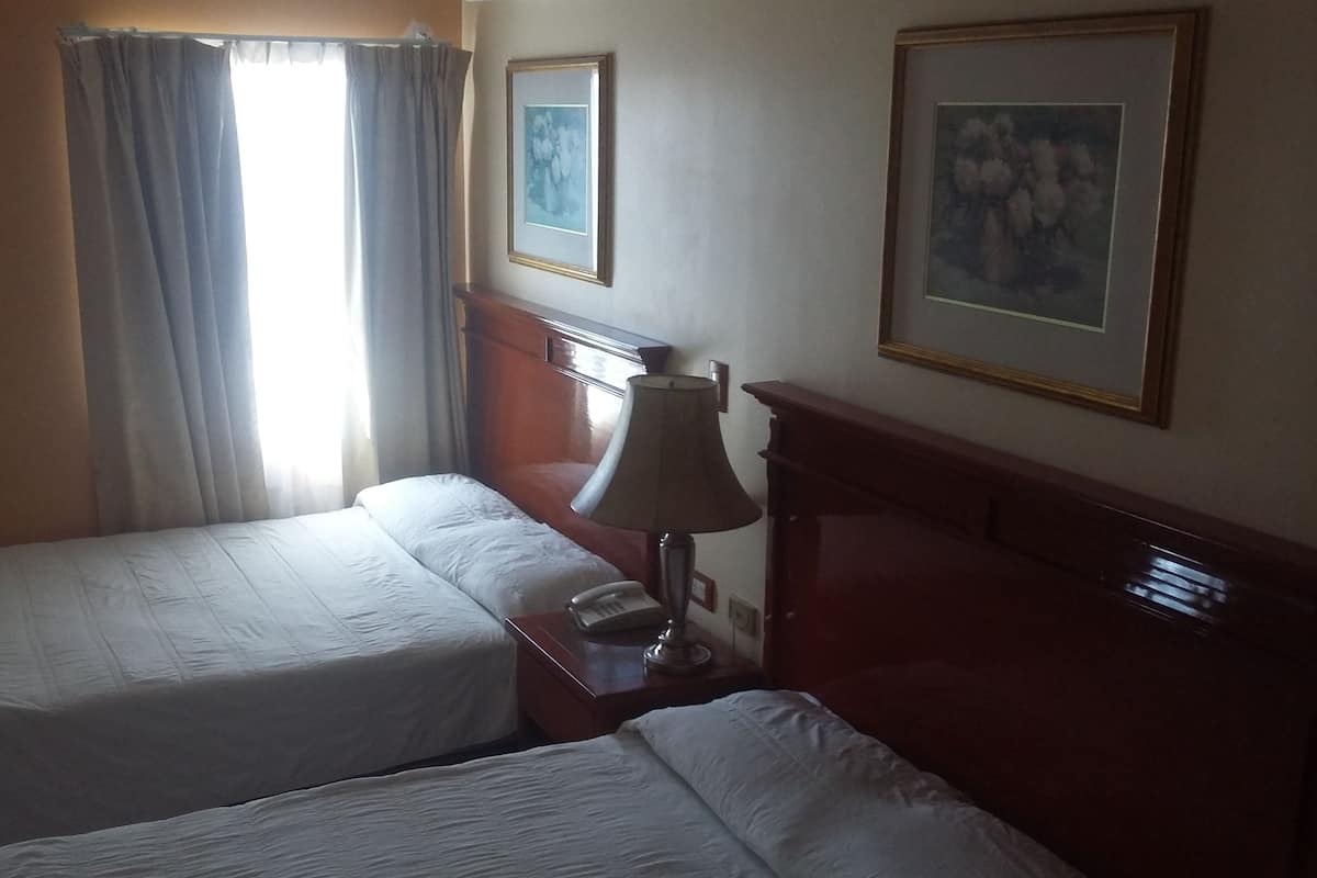 Double Room, 2 Double Beds | Desk, iron/ironing board, free WiFi