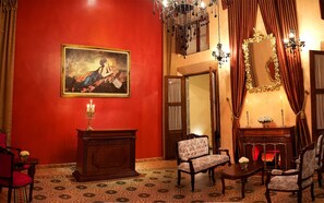 Lobby sitting area - Las Magdalenas Hotel Boutique (Xico)