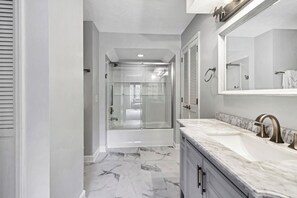 Condo, 1 Bedroom, Fireplace | Bathroom | Combined shower/bathtub, free toiletries, hair dryer, towels - Chetola Premier Condominiums (Blowing Rock)