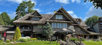 Chetola Premier Condominiums