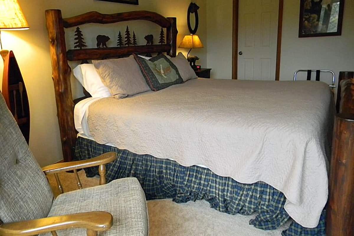 Condo, 1 Bedroom, Fireplace | 1 bedroom, premium bedding, in-room safe, iron/ironing board