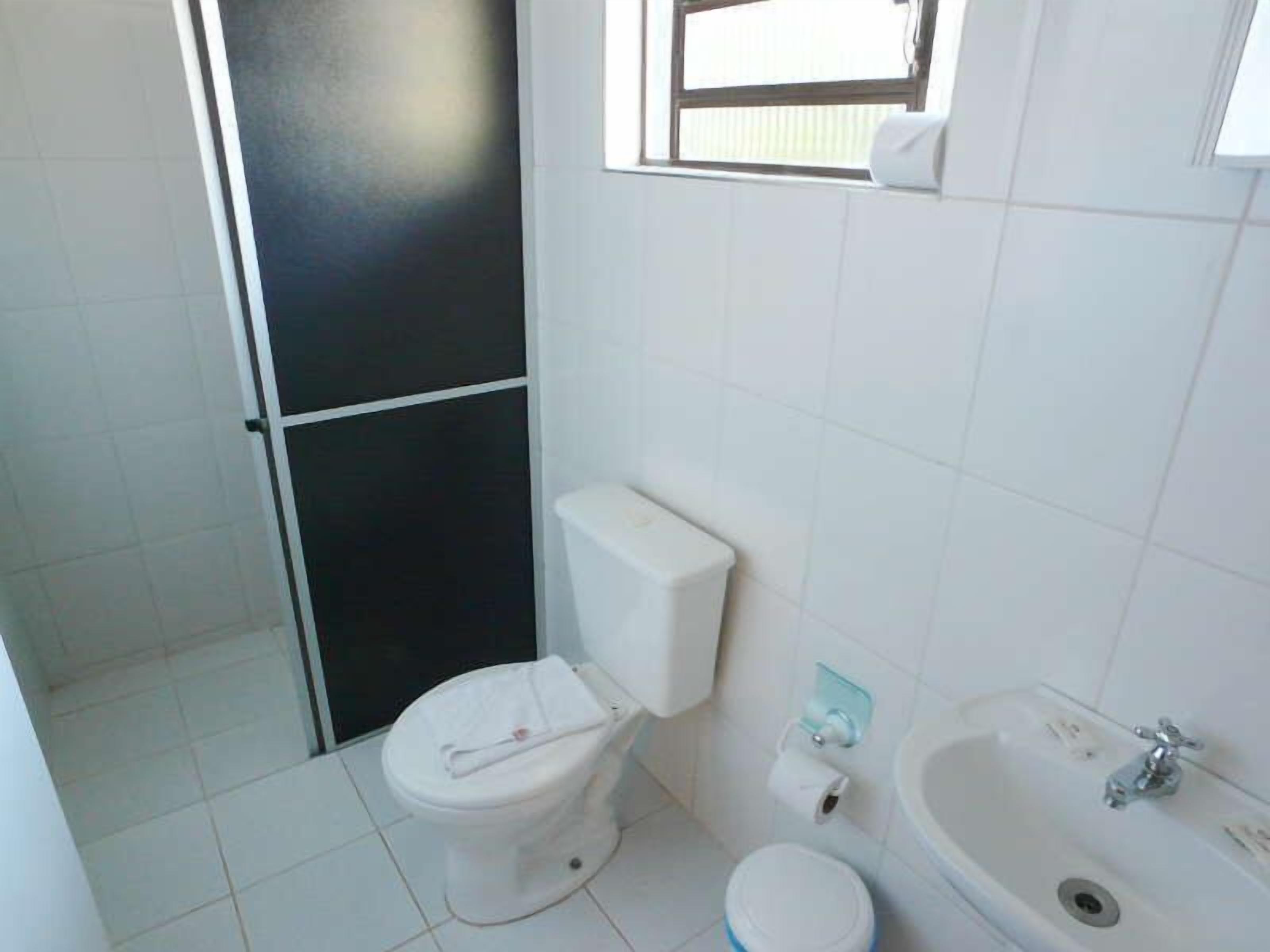 double or twin room | bathroom | shower, free toiletries, hair dryer, towels