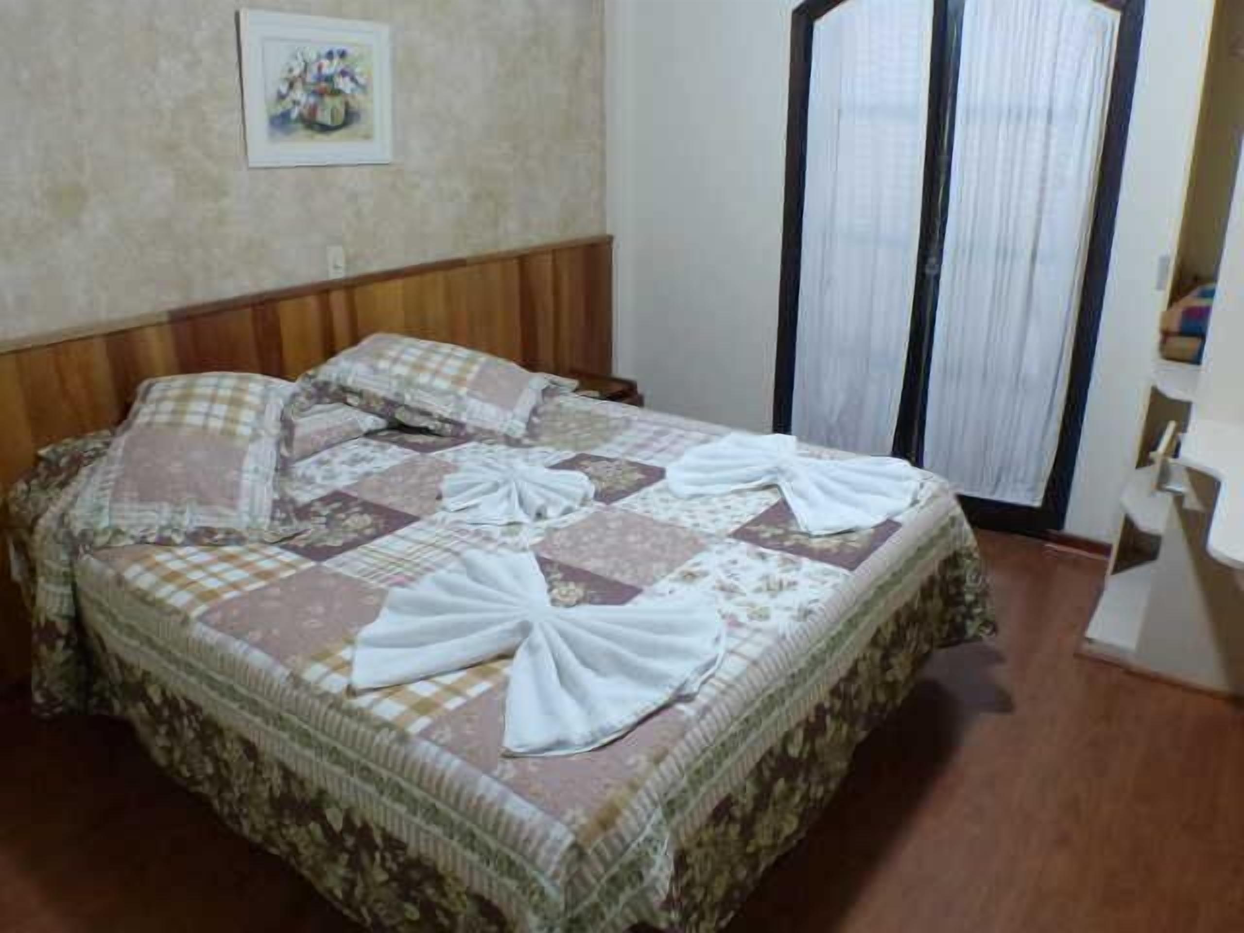 double or twin room | free wifi, bed sheets