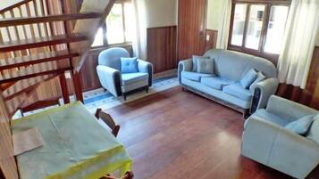 Chalet | Living area | Flat-screen TV
