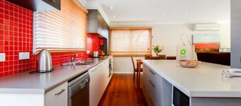 BOUTIQUE STAYS - Sandy Haven C