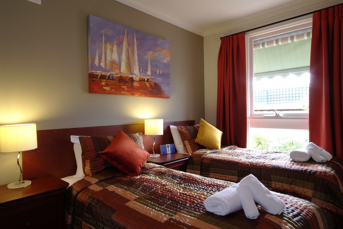 Classic-Apartment | 2 Schlafzimmer, individuell dekoriert, individuell eingerichtet