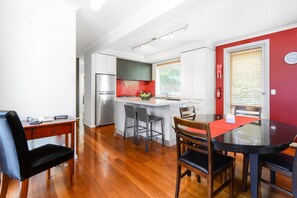 Departamento, 2 habitaciones | Servicio a la habitación