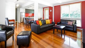 Unclassified image, 5 of 18, button - Boutique Stays - Sandyside 3 (Sandringham)