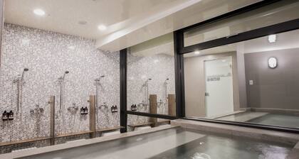 Single Inn Kaohsiung Station Hostel